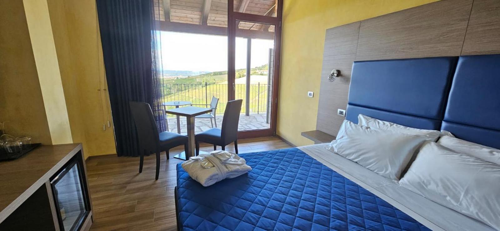 Villa Casa Castella - Adults Only - Langhe Diano dʼAlba Exterior foto